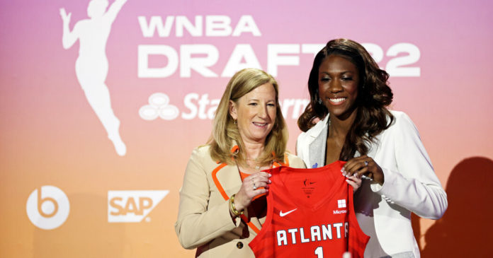 11wnba draft howard2 facebookJumbo