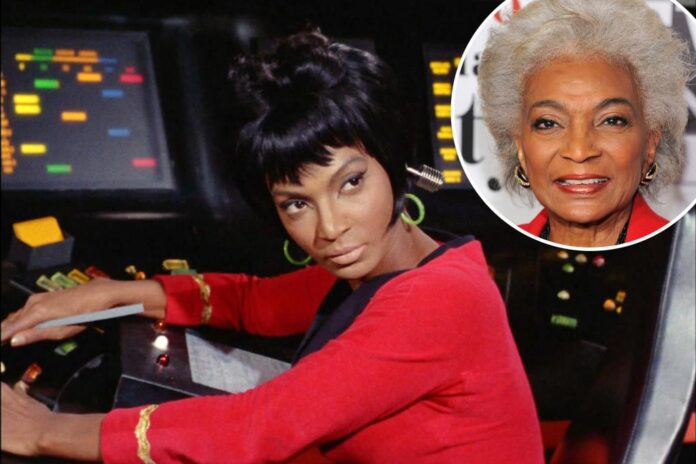 nichelle nichols star trek obituary 1