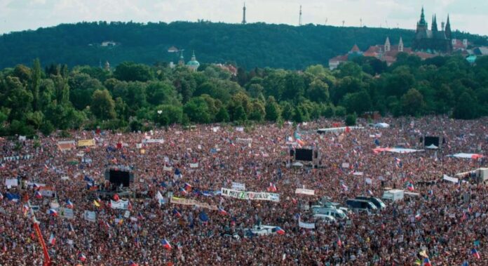 czech protest energy