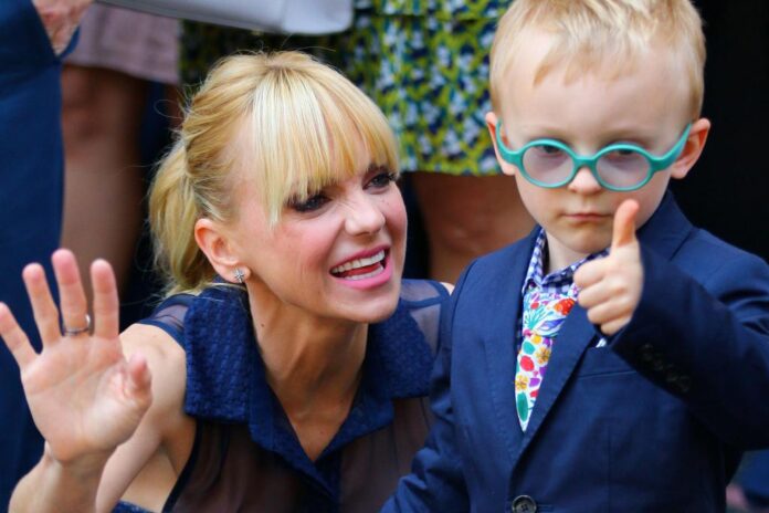 anna faris reveals the naughty comment her son jack pratt made homepage