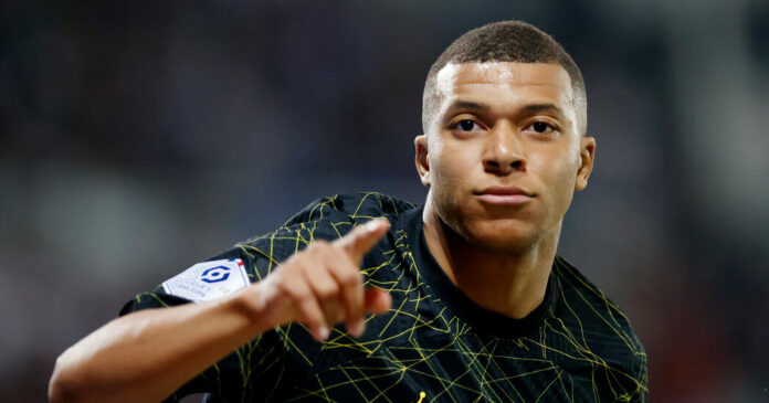 12soccer mbappe fjhg facebookJumbo