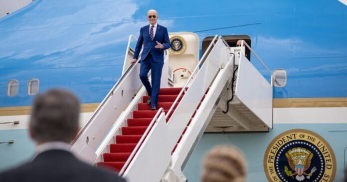 Biden Air Force One Long Staircase Old Photo From 03282023 Posted by White House POTUS Twitter 06212023 1200x630