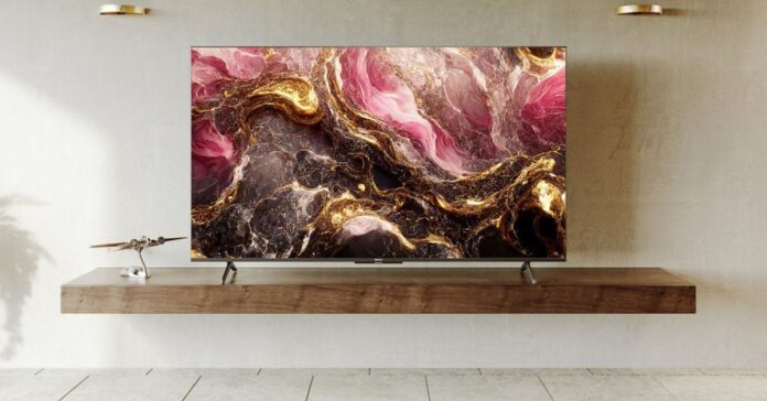 2023 Hisense U6 Series 4K QLED Lifestyle Image