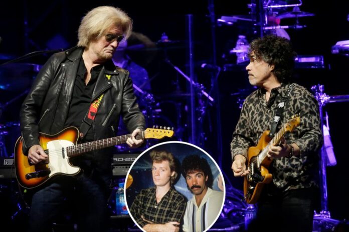 daryl hall john oates performs 72865830