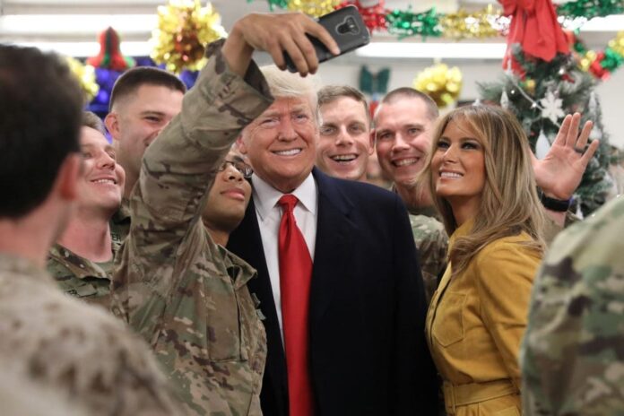 trump melania US troops