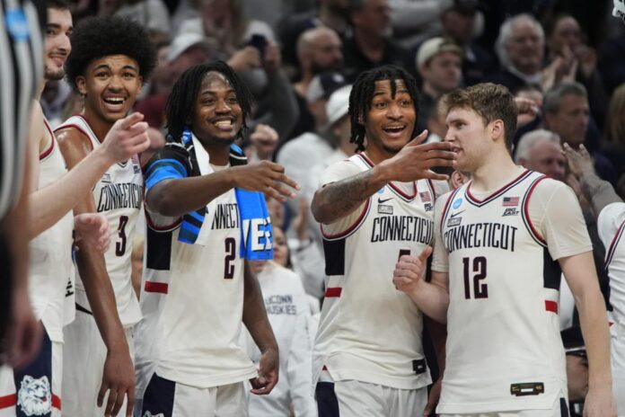 uconn players celebrate shortly defeating 79166824 e1711727413714