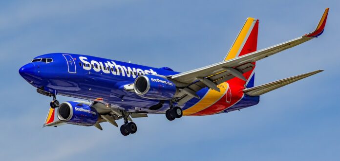 N7823A Southwest Airlines Boeing 737 800