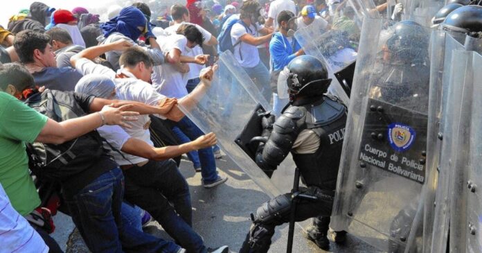 venezuela riot e1722396070854 1200x630