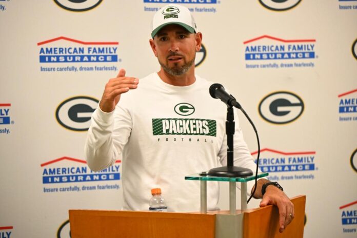 green bay packers head coach 87590616